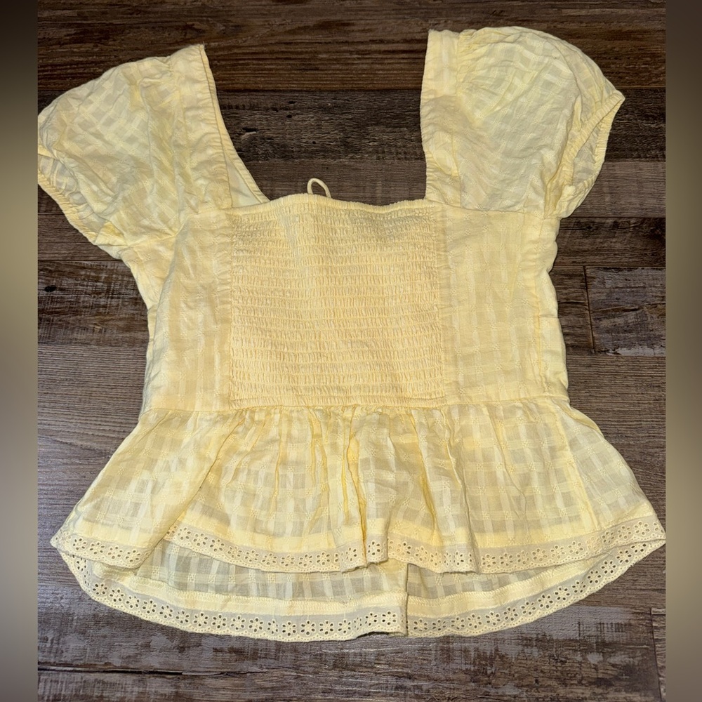 Hollister Yellow Puff Sleeve Peplum Top Small Smocked Cottagecore - Picture 5 of 7
